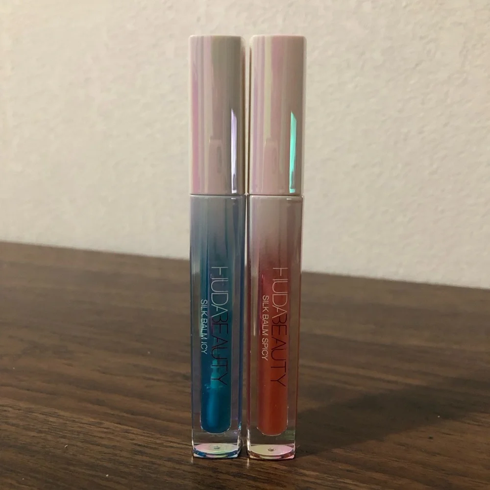 HUDA BEAUTY icy cryo